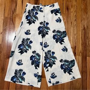 H&M Floral Wide Leg Culottes Cropped High Rise Pant Size 4